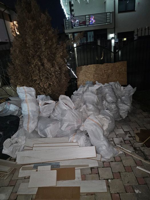 Transport moloz firma autorizata