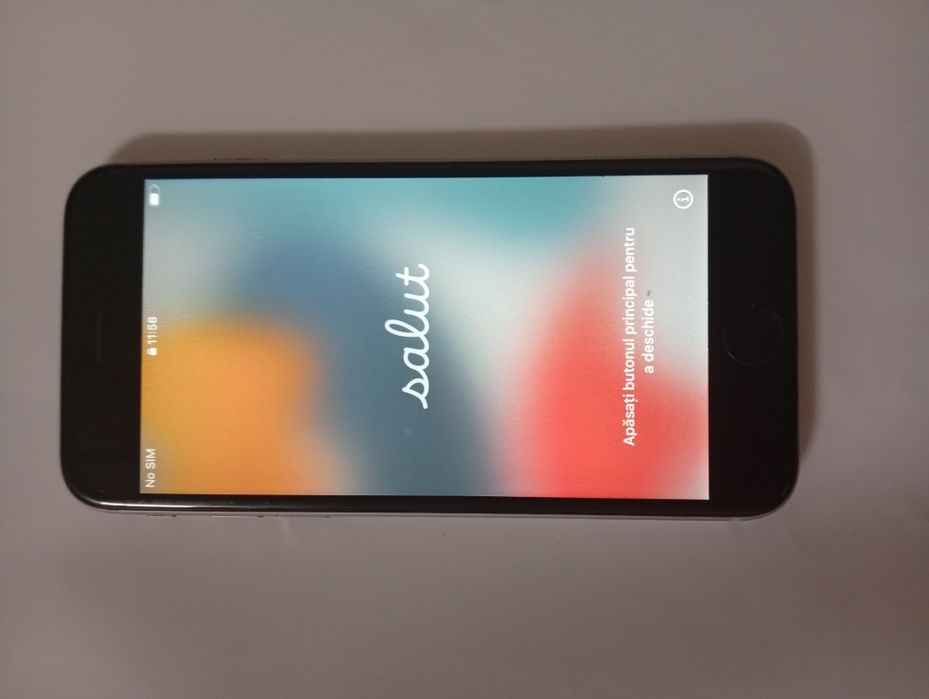Vând iPhone 6s 64gb liber la rețea 100%bateria