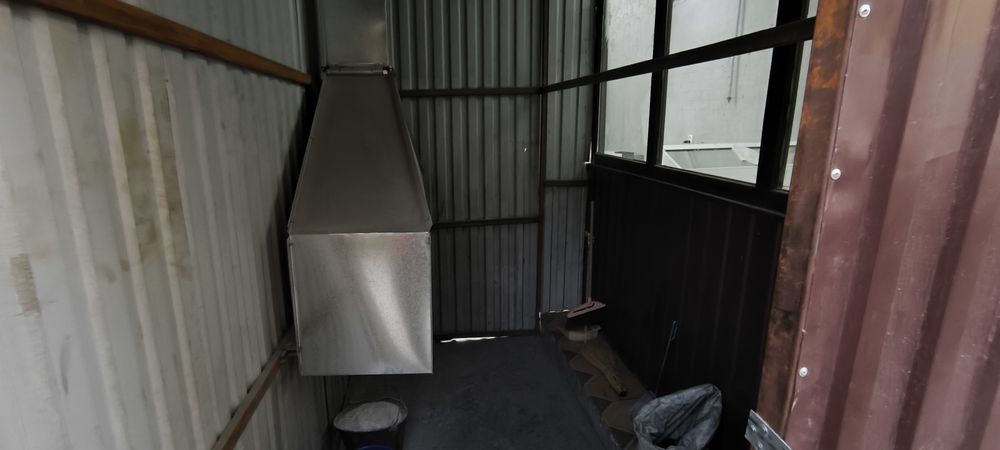 Шашлычная будка с вытяжкой