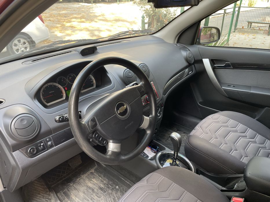 Продаю свой автомобиль Chevrolet Nexia 3