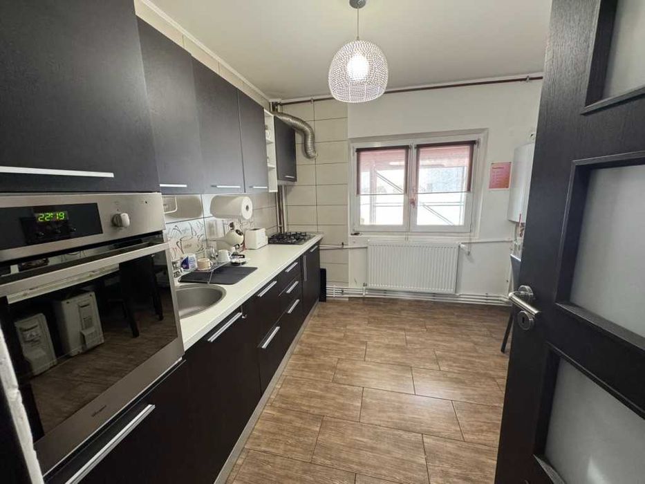 inchiriez apartament 2 camere metrou Brancoveanu
