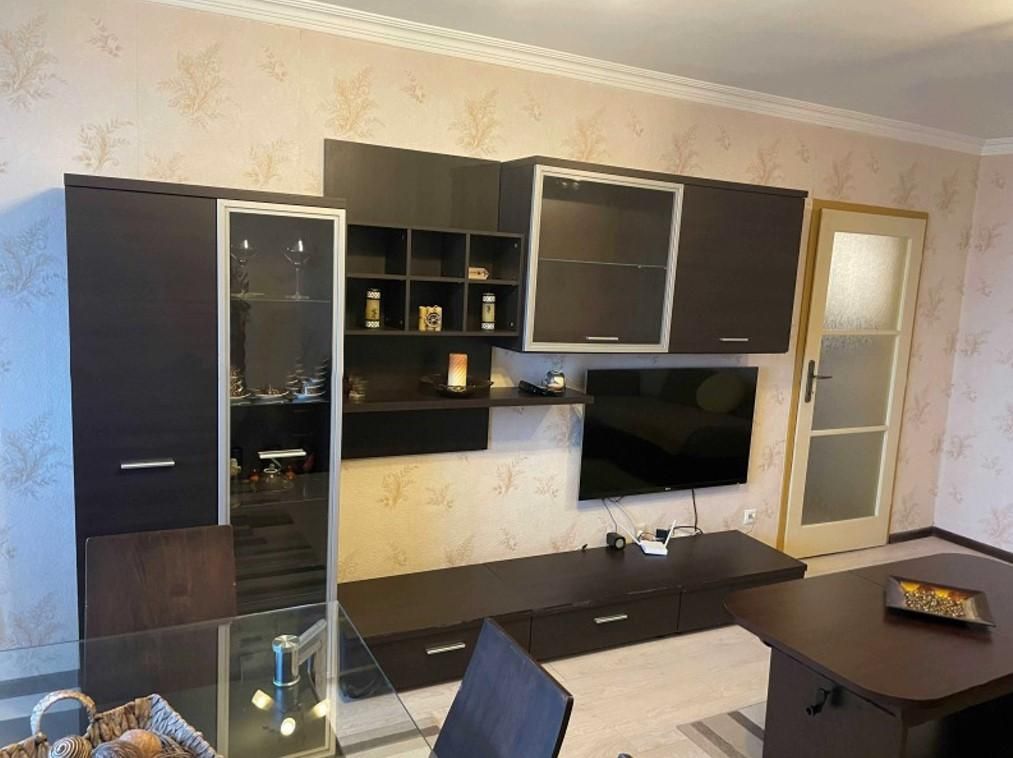Дава се под наем Двустаен апартамент в София, Гоце Делчев - 68 кв.м за 500 € - Снимка #2