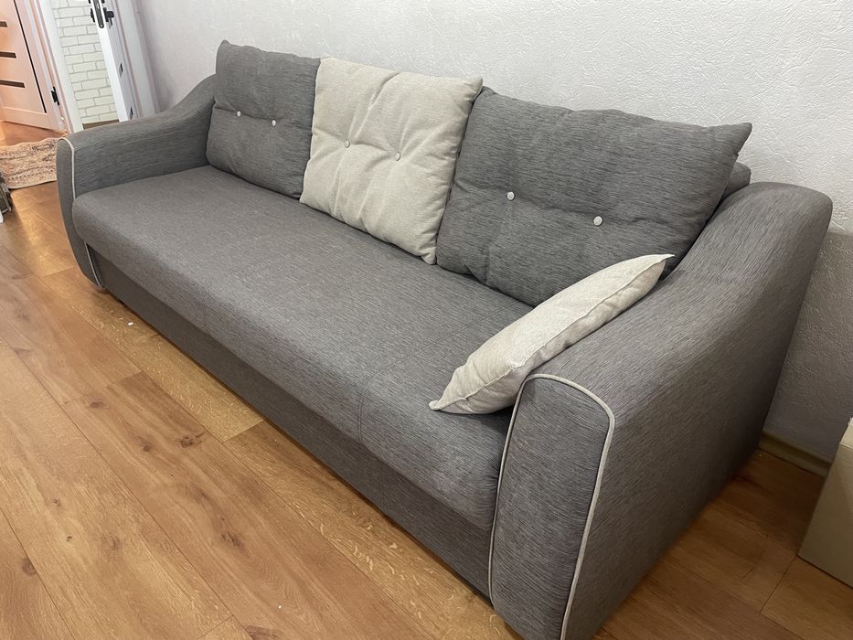 Диван, кровать продам