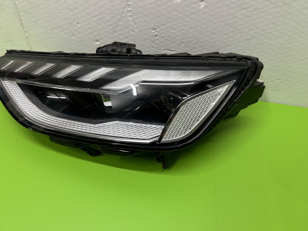 Far faruri Audi A4 B9 facelift full led 8w0941035 E