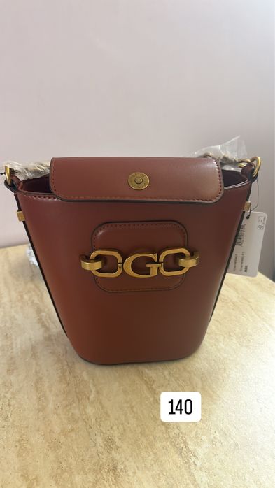 Оригинални чанти guess