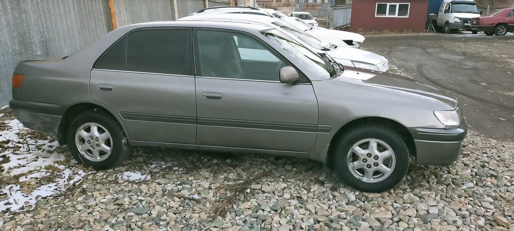 Тоиота корона премио