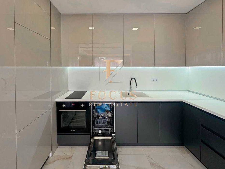 Продава се Двустаен апартамент в Пловдив, Коматевски възел - 72 кв.м за 2075 €/кв.м - Снимка #2