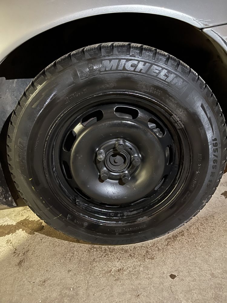 Volvo джанти с гуми 195/65/15 michelin alpin