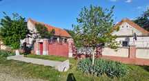 Casă de vânzare - Ineu - cu teren 4000m2