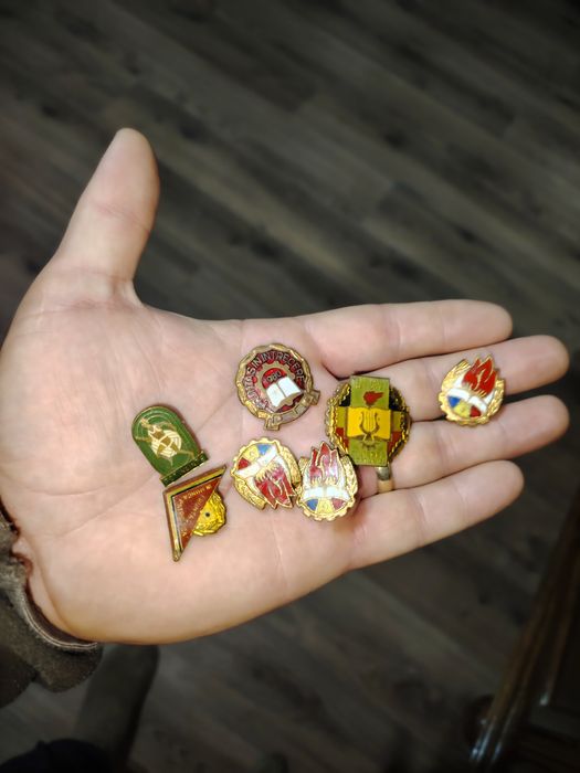 Pentru colecționari geonometric