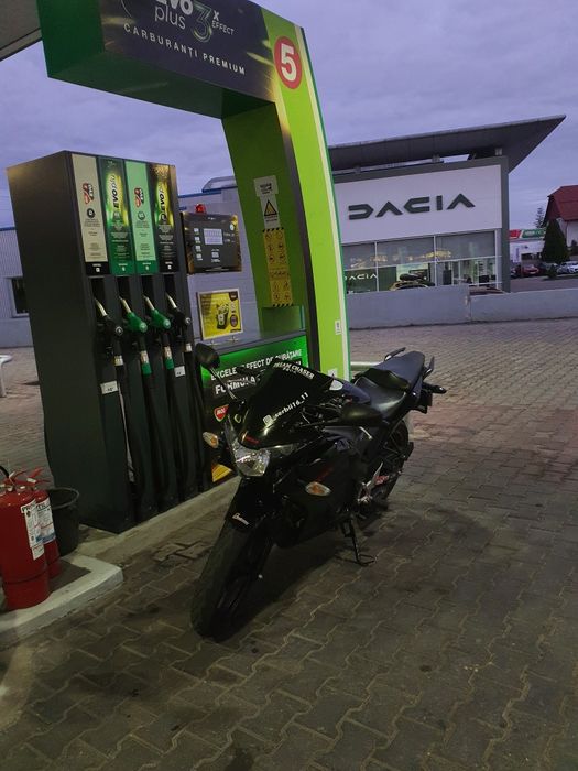 Honda CBR125r  2015