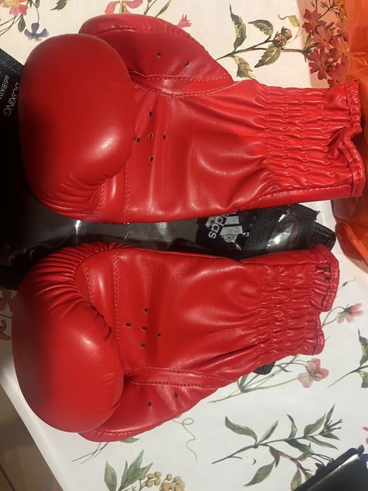 Manusi box copii adidas M6
