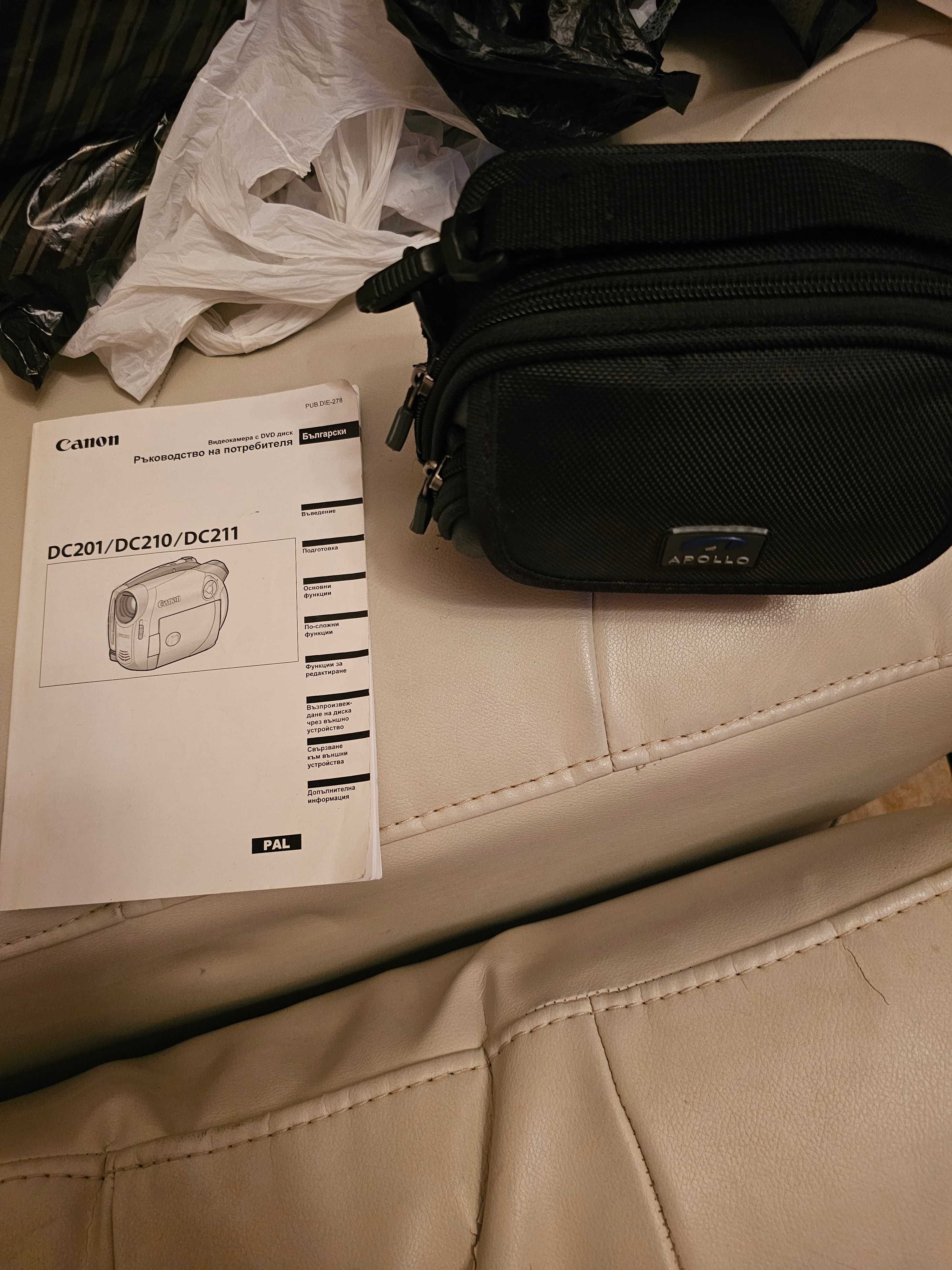 Видео камера Canon DC211