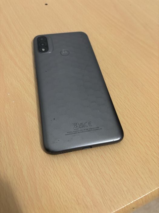 Motorola  e20  ca nou