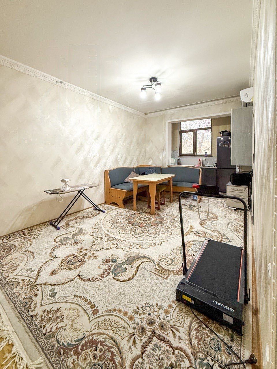 Продается квартира на метро Бий, 2 в 3 зеркалка.