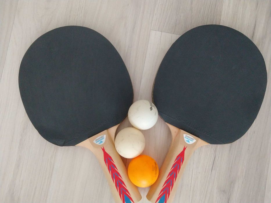 Rachete tenis de masă DONIC Champs Line+3 mingi+pachet de carti