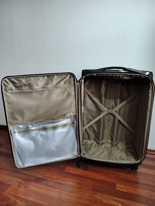 Vând valiză Samsonite