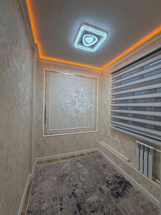 Срочно продается 3 комнатная квартира Авиасозлар 3 Парвоз Ресторан