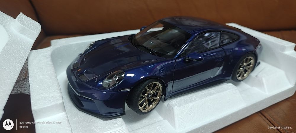 Колекционерски колички Porsche 1:18