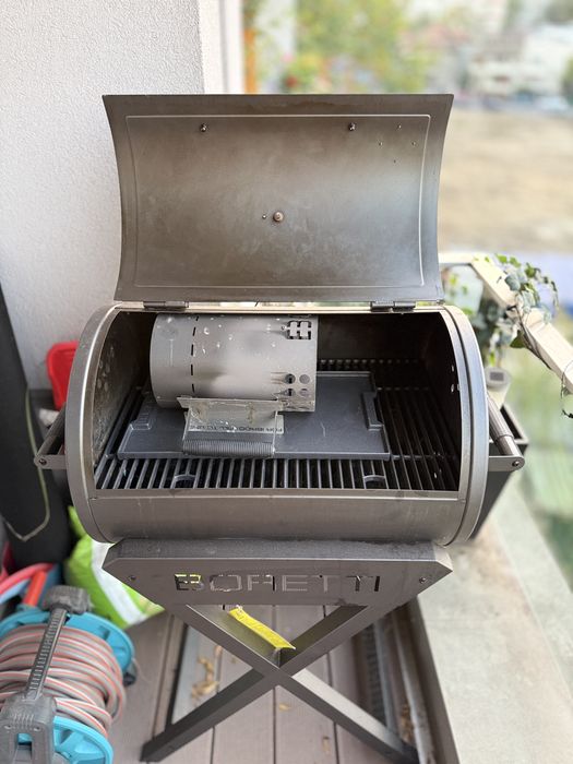 Gratar de terasa pe carbuni Boretti Fratello