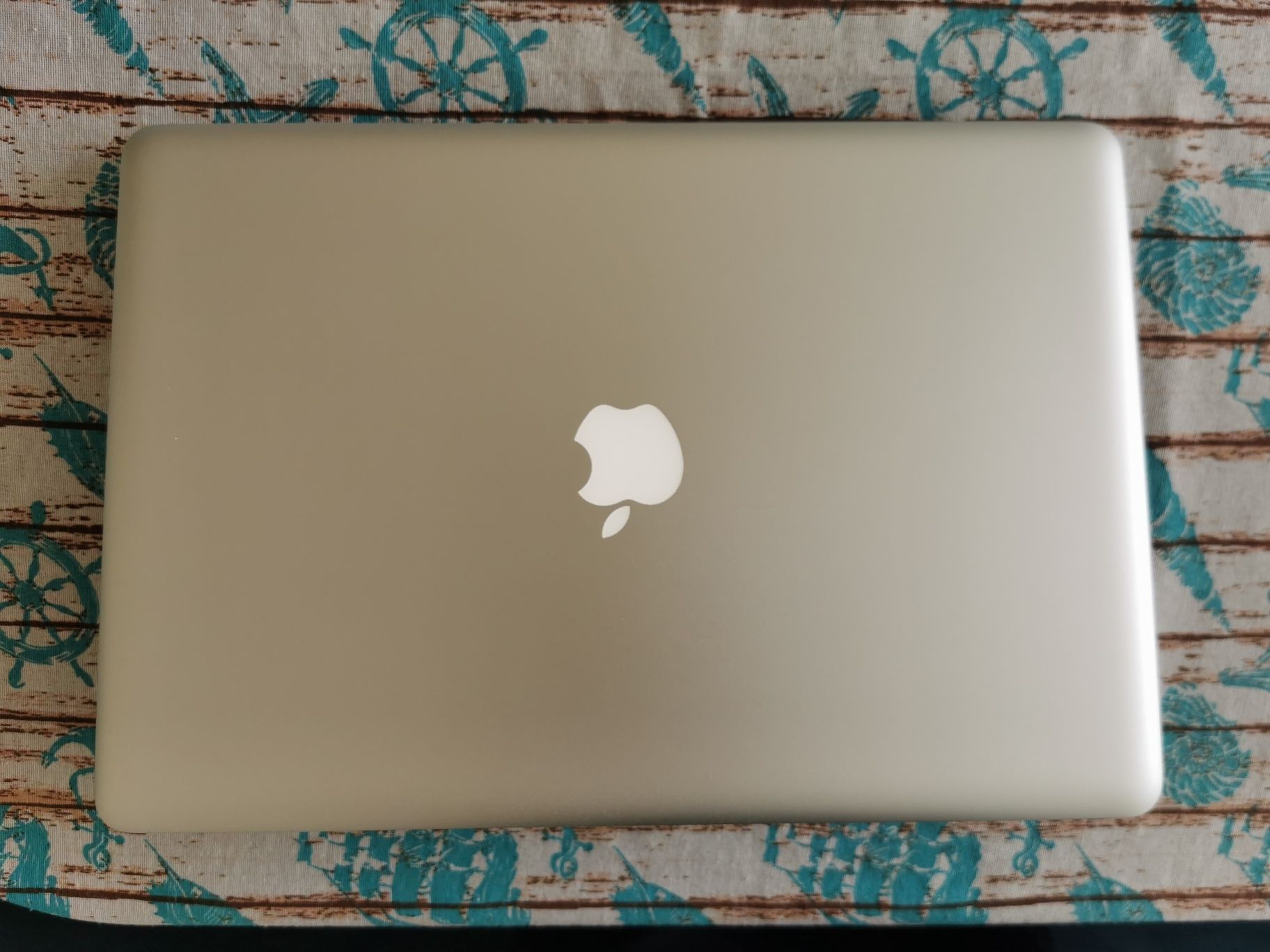 Apple MacBook Pro late 2011