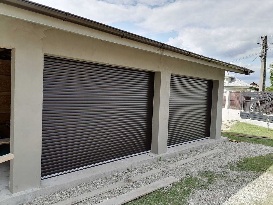 Usi garaje, tip-Rulou-cu lamele din - Aluminiu