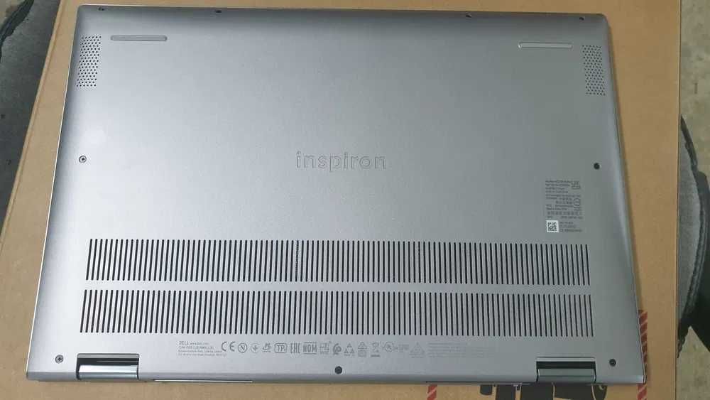 Лаптоп 2 в 1 Dell Inspiron 5406, Intel® Core™ i5-1135G7 - УЛТРАБУК !