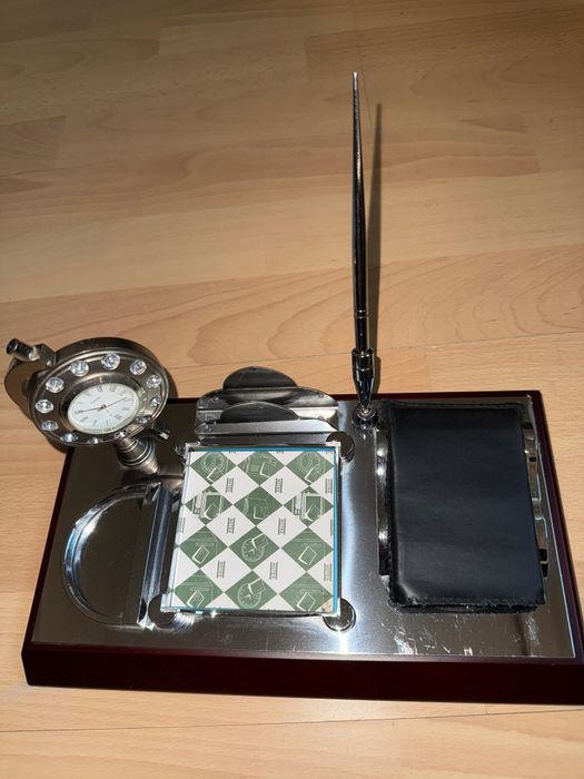 Set birou elegant cu ceas Quartz, pix,suport cărți de vizită și notițe