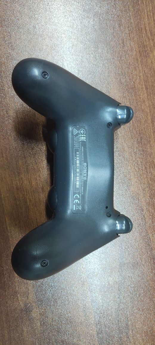 Продам Джойстик PS4
