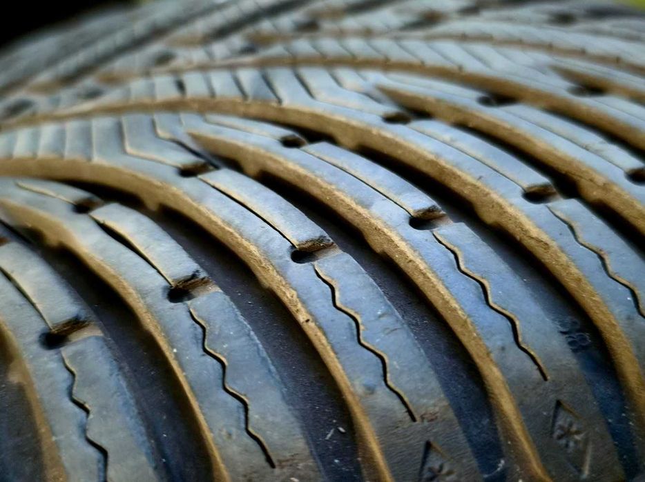 4 Cauciucuri de Iarna Kleber 235/45/R17 - Ca noi