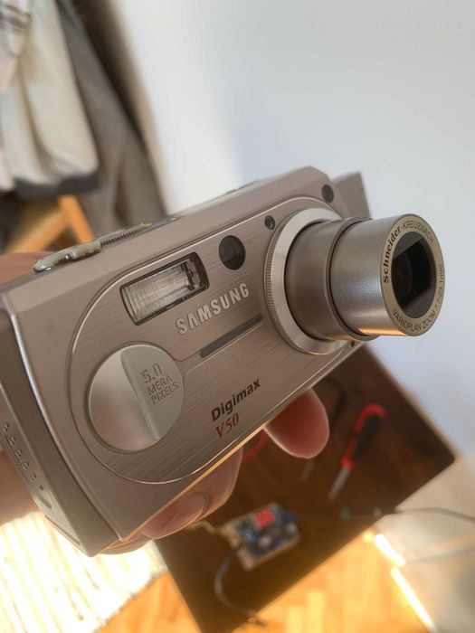 Фотоапарат Samsung Digimax V50