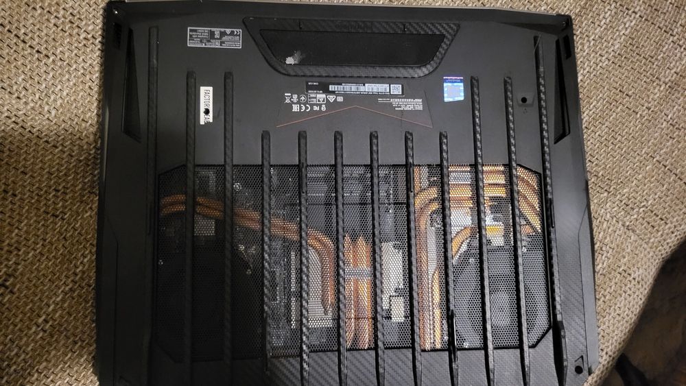 Култовият лаптоп MSI Titan GT76 с компоненти на Desktop настолен PC