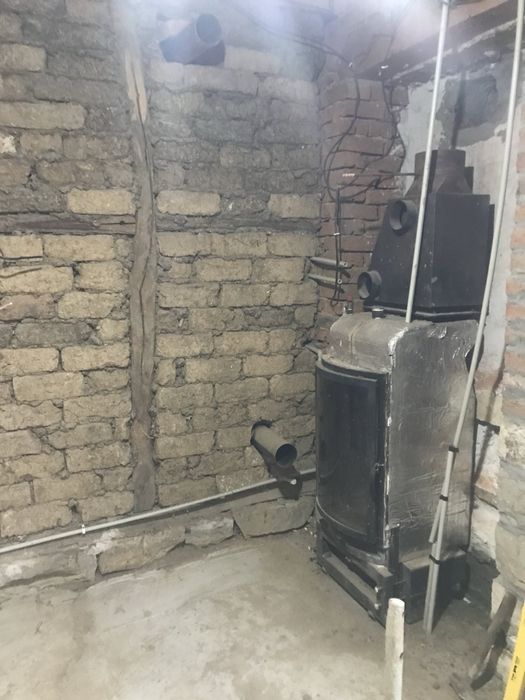 камина за локално парно с водна риза и въздуховоди