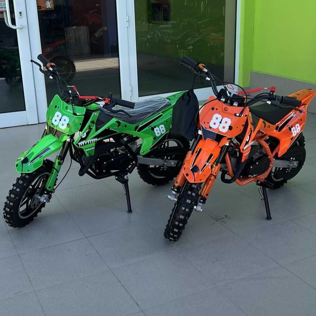 Детски бензинов кросов мотор, DIRT BIKE, 50cc, двутактов двигател