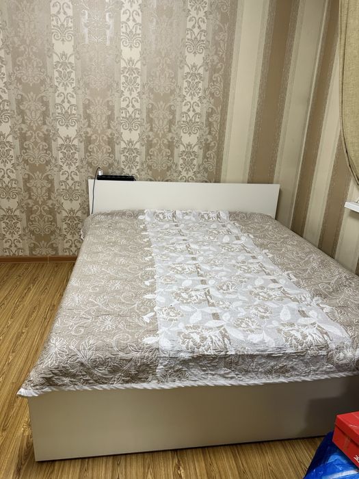 Продам Кровать и шкаф