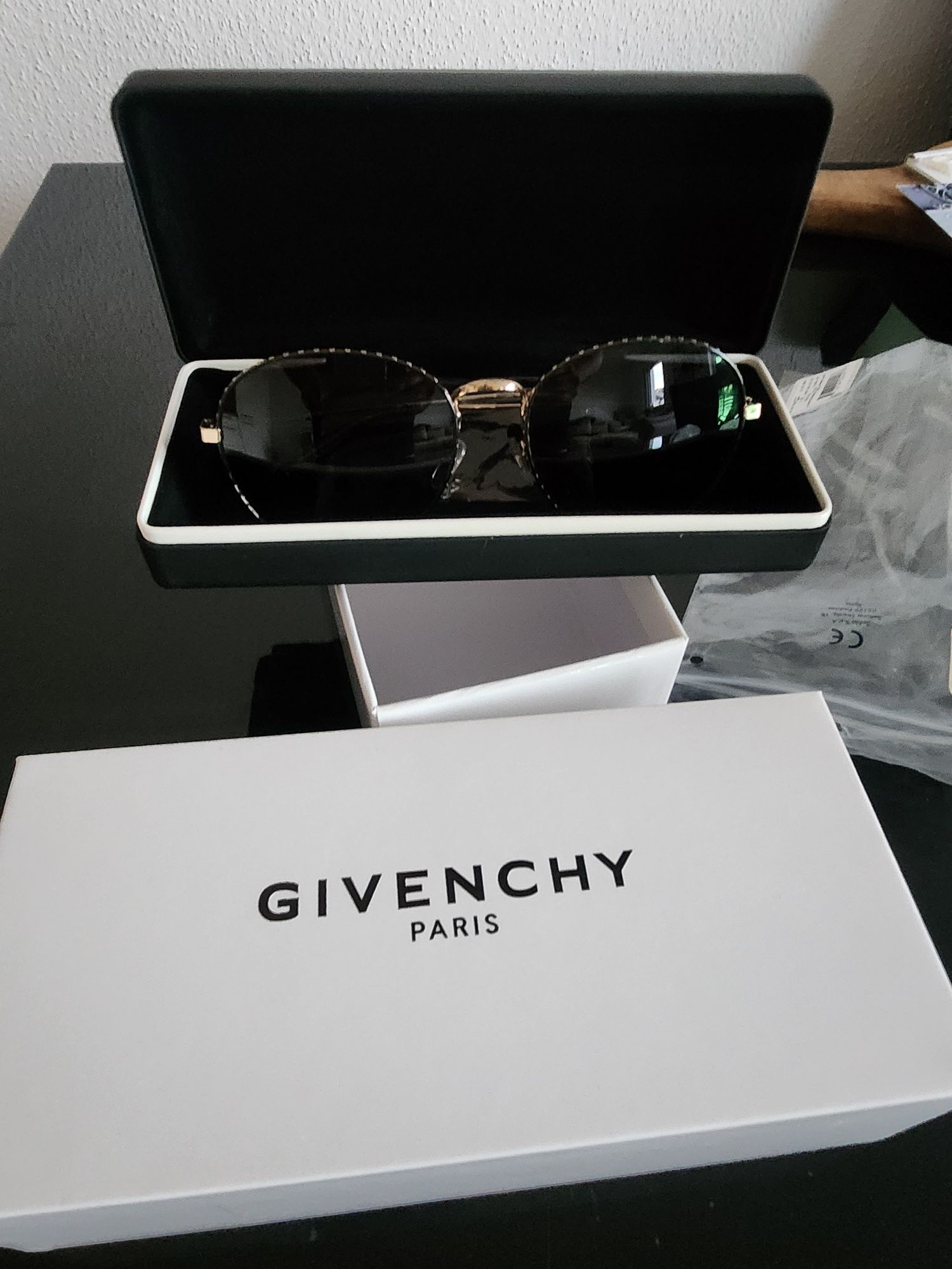 Слънчеви очила Givenchy дамски