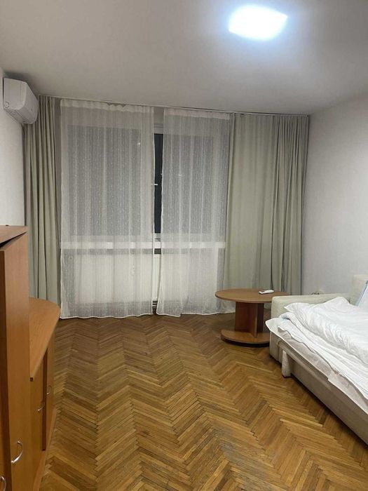 Garsoniera zona centrala Rotonda Calea Bucuresti DE VANZARE