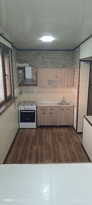 Продаю квартиру Мирзо Улугбекском р-не Корасу-2. 5-ком 5-этаж 5-этажно