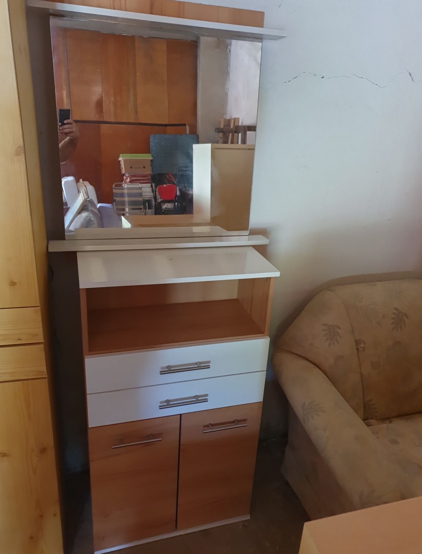 Mobilier Baie Hol ( Comoda + Oglinda )  impecabile aproape NOI.