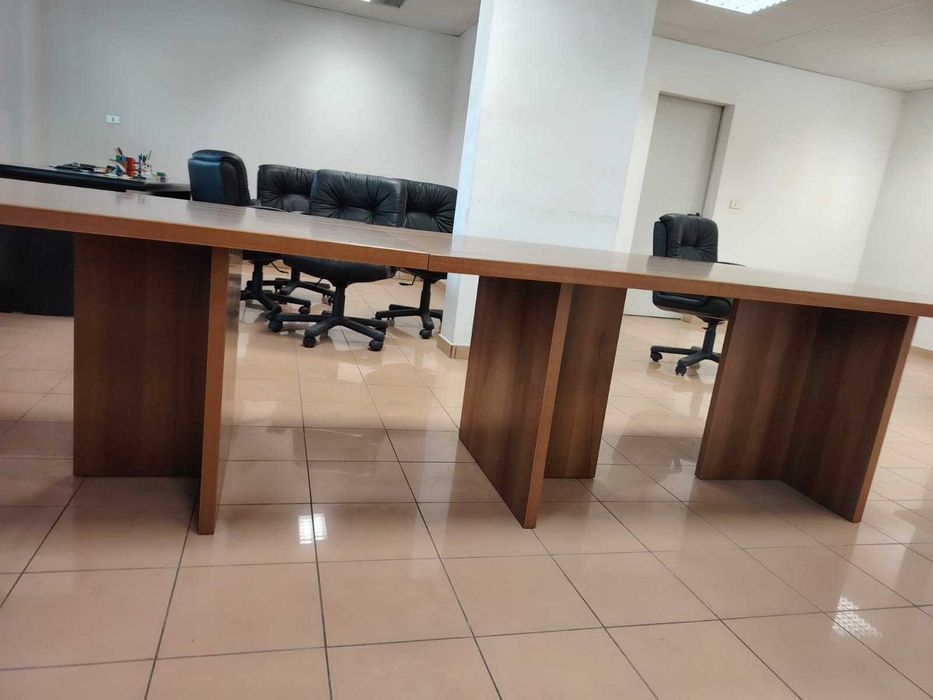 Заседателни маси естествено дърво италианска изработка полирани лукс