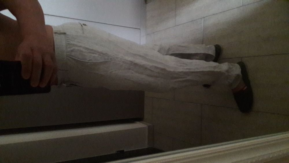 Pantaloni H&M material in