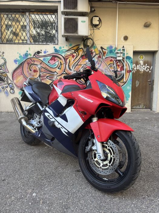 Motocicleta Honda cbr 600 f4i Sport Touring