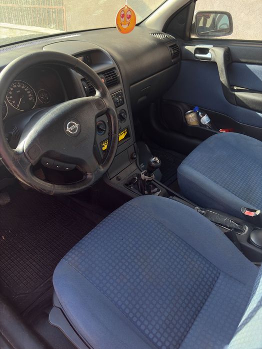 Vând mașină Opel Astra