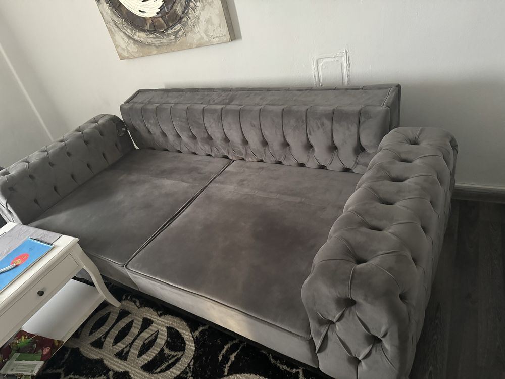 Canapele chesterfield