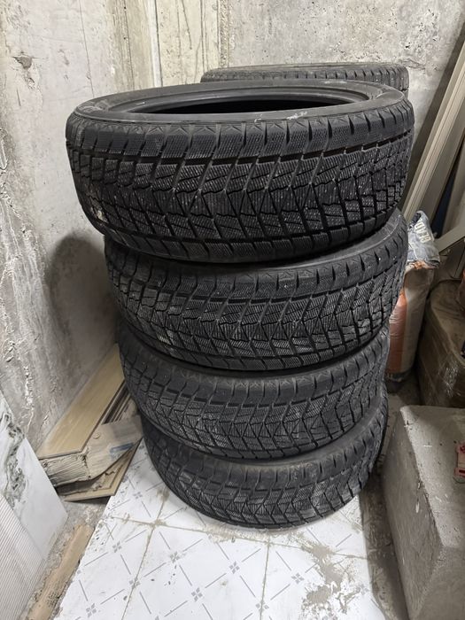 Boto шины липучка размер 245/50 r20