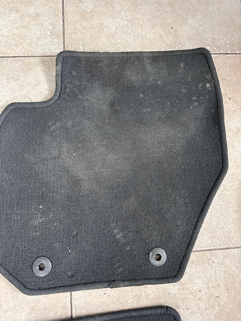 Set de presuri covoroase Volvo S60 V60 2010+