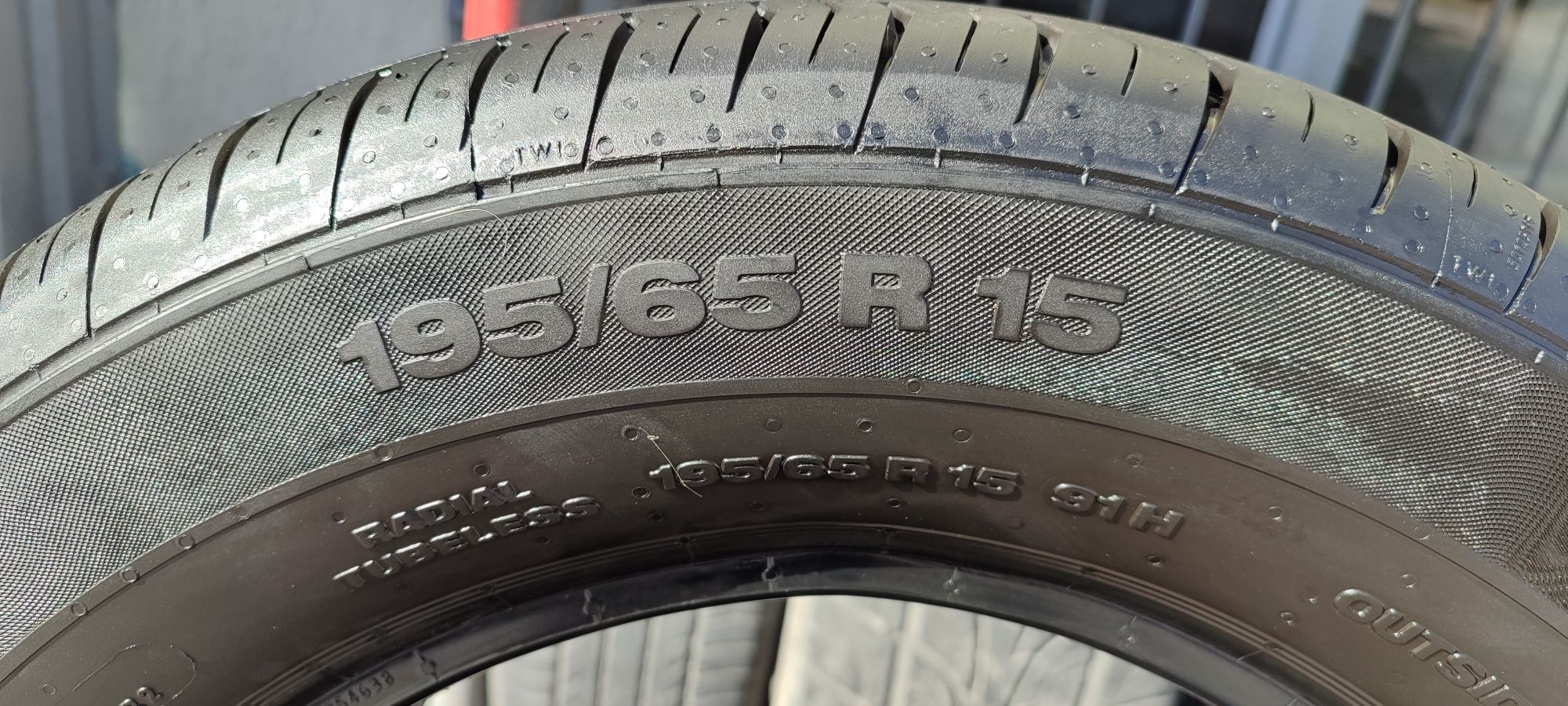 195/65R15 2шины Continental