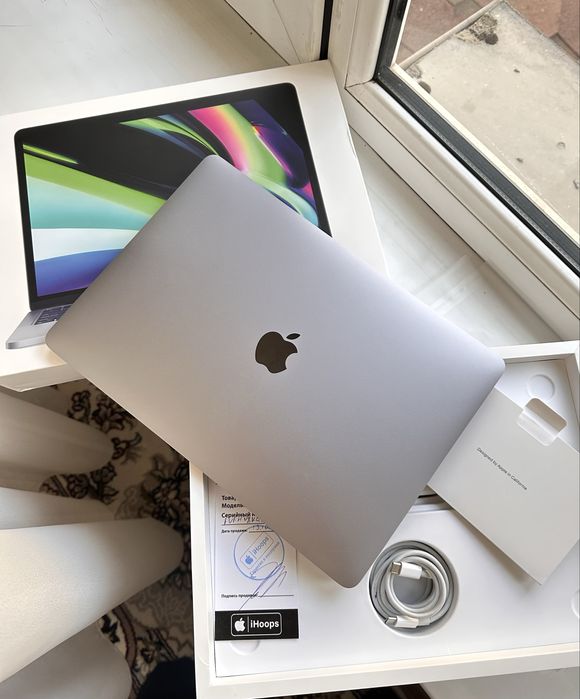 MacBook Pro M1 Gray 8/256GB 90% LLA