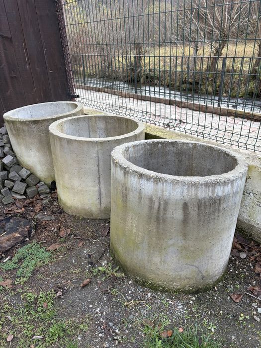 Vand tuburi de beton armat cu diametru  de 75 cm