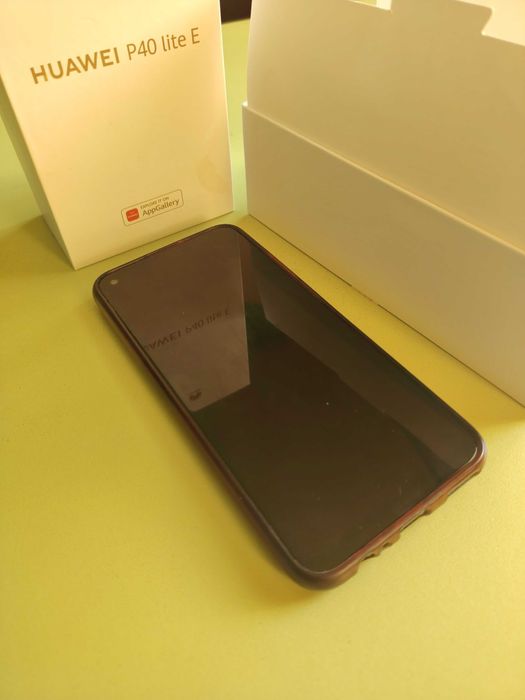 Продавам huawei p40 lite e